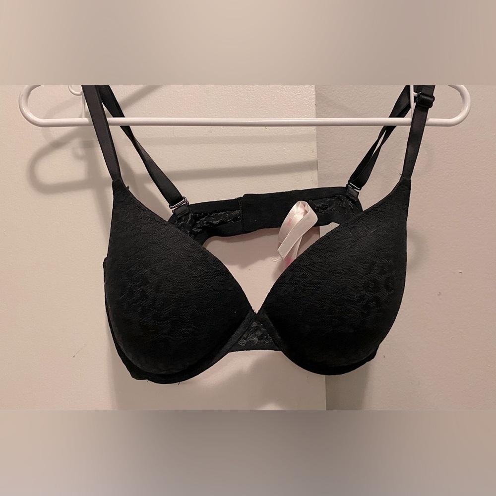 PINK (Victoria Secret) WEAR EVERYWHERE PUSH-UP 36D